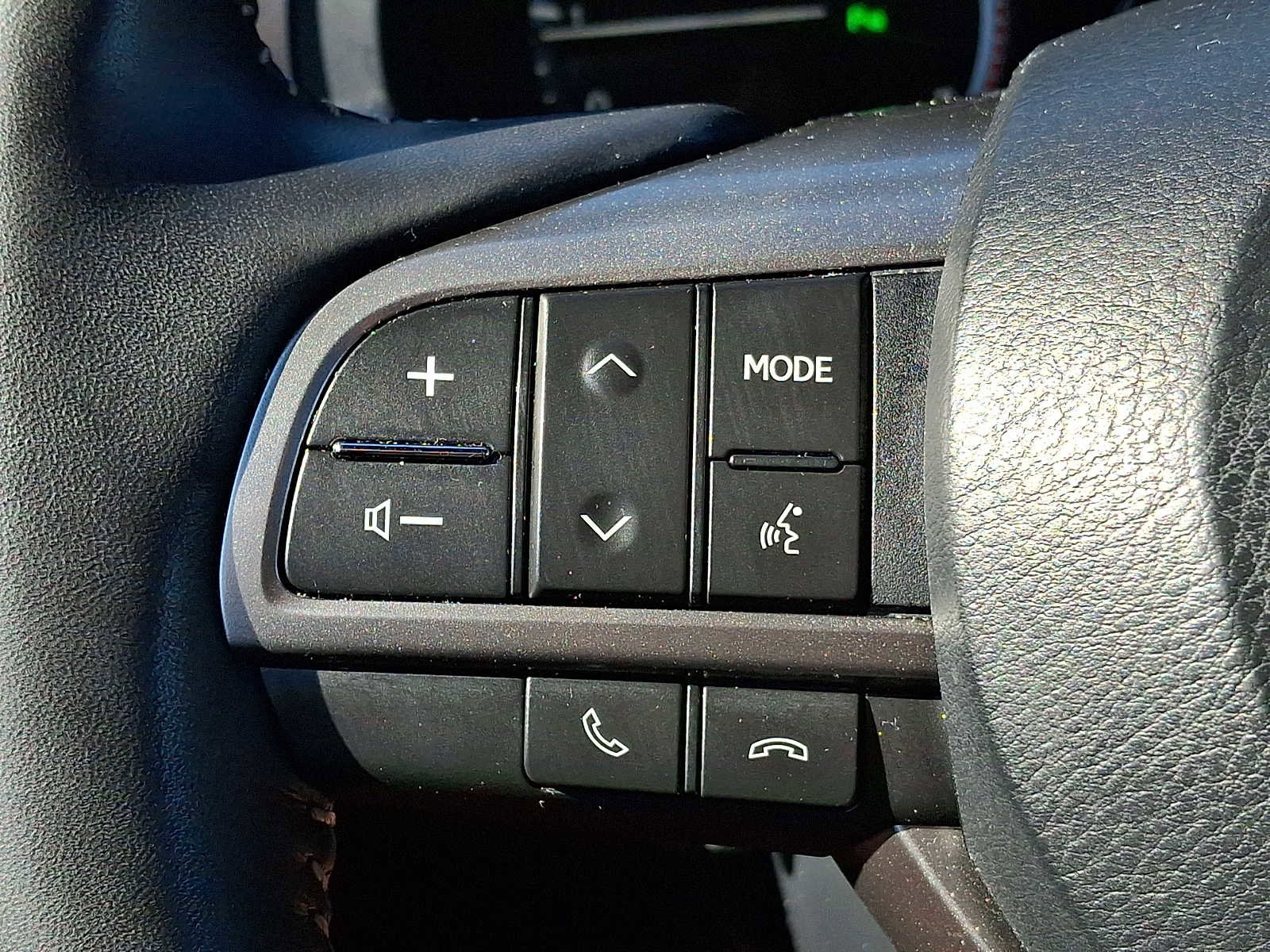 Used 2023 Lexus GX 460 Luxury w/ Sport Design Package AWD/4WD image 18