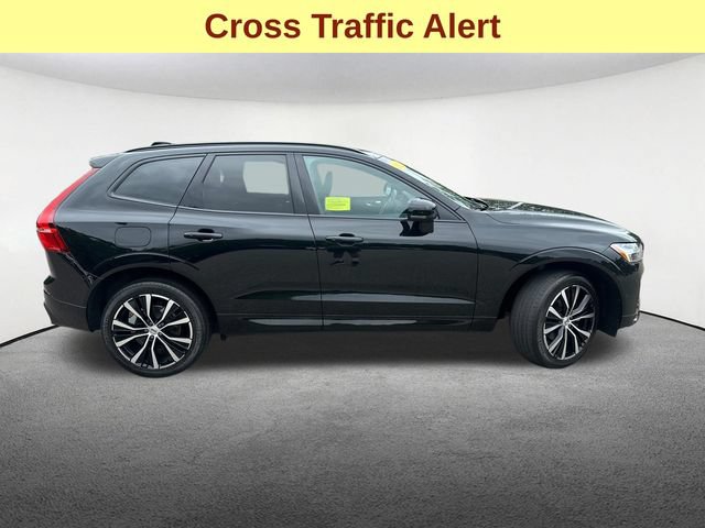 Used 2024 Volvo XC60 B5 Plus w/ Protection Package Premier AWD/4WD image 11