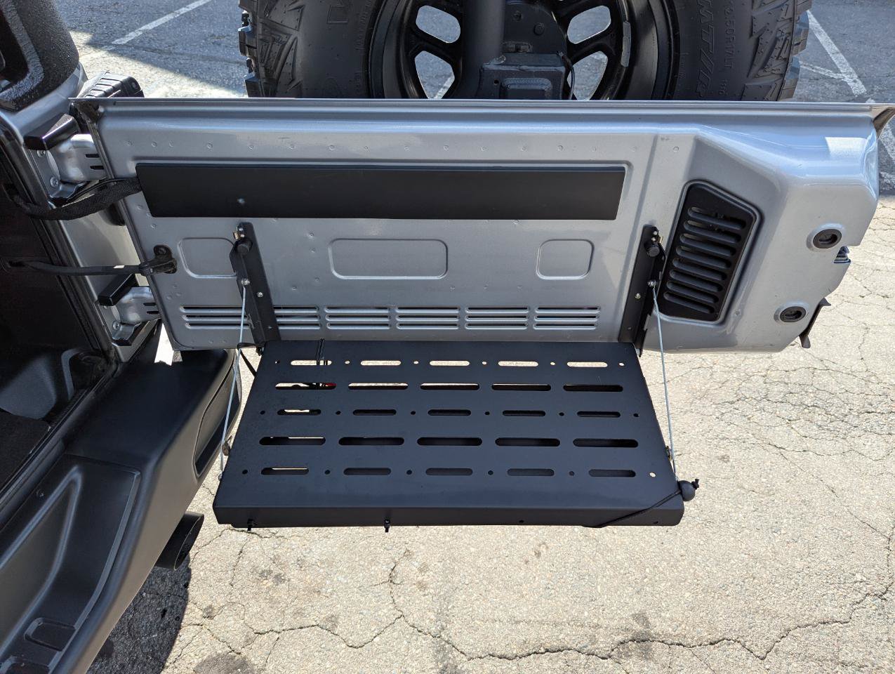 Used 2017 Jeep Wrangler Rubicon AWD/4WD image 40