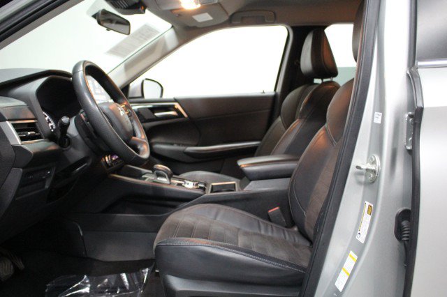 Used 2023 Mitsubishi Outlander SE FWD image 7