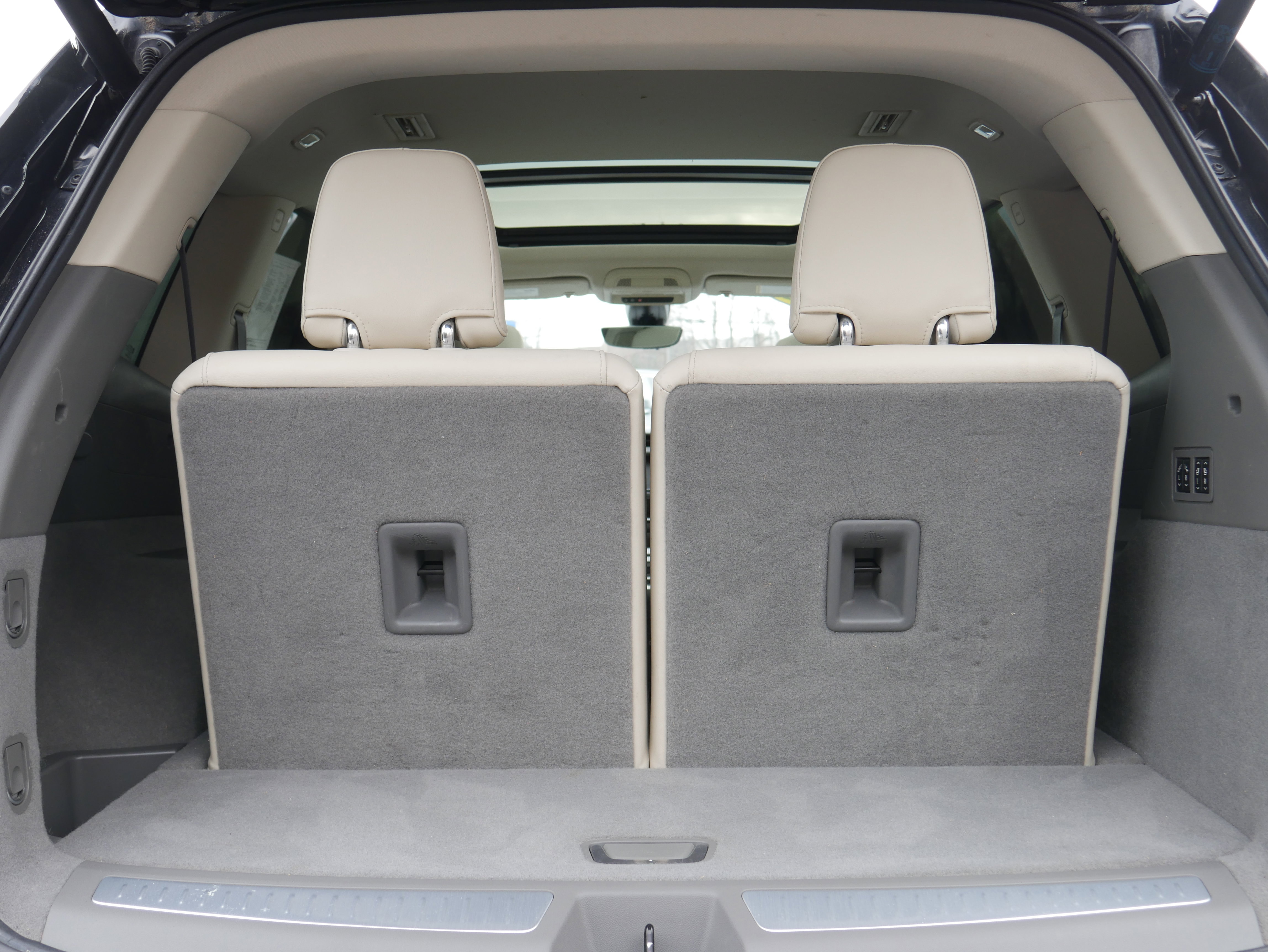 Certified 2022 Cadillac XT6 Premium Luxury w/ Technology Package image 6