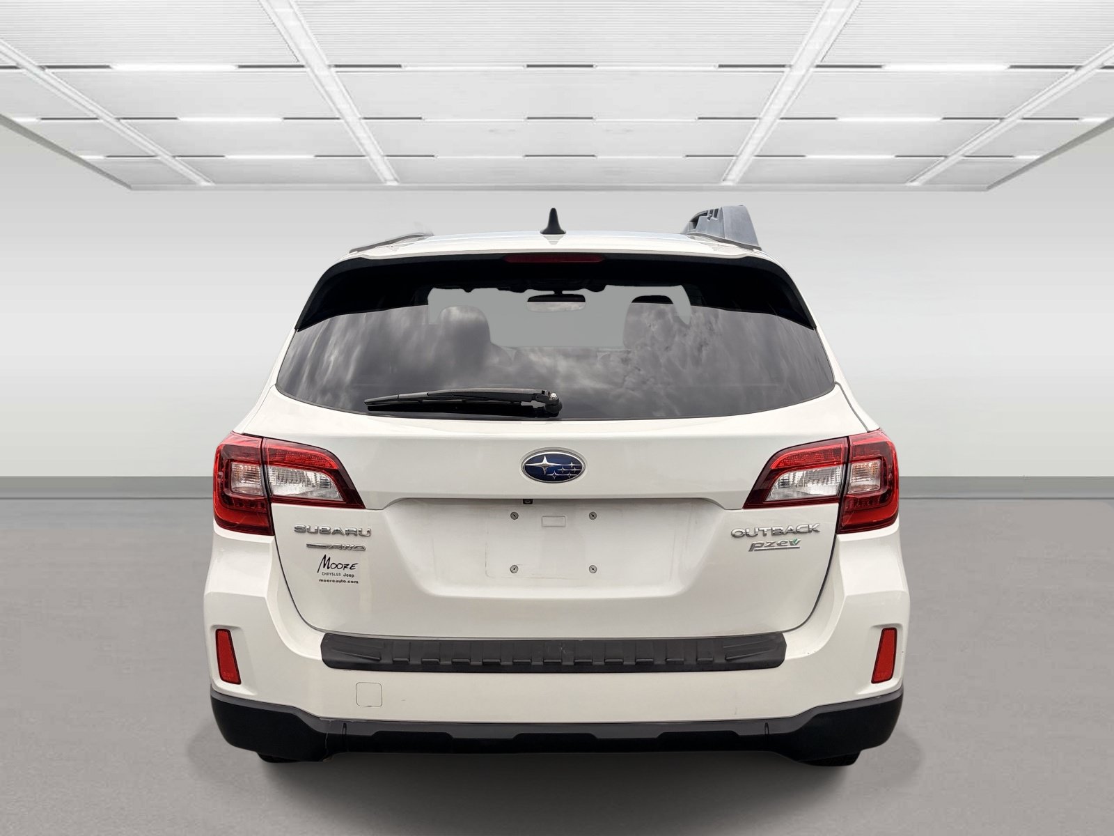 Used 2016 Subaru Outback 2.5i Limited AWD/4WD image 4