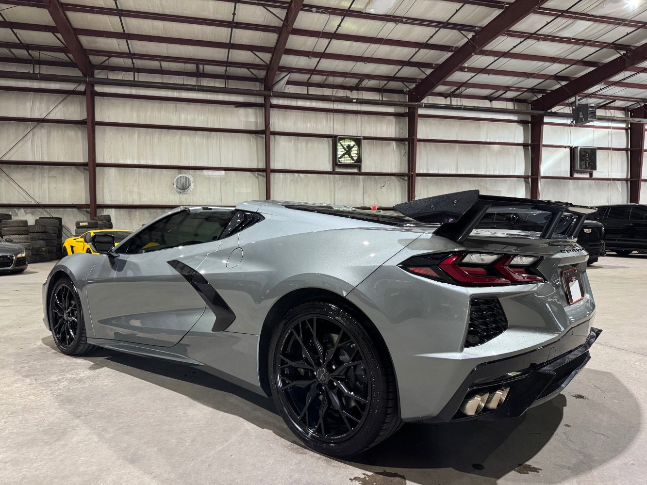 Used 2024 Chevrolet Corvette Stingray Premium Cpe w/ 3LT image 8