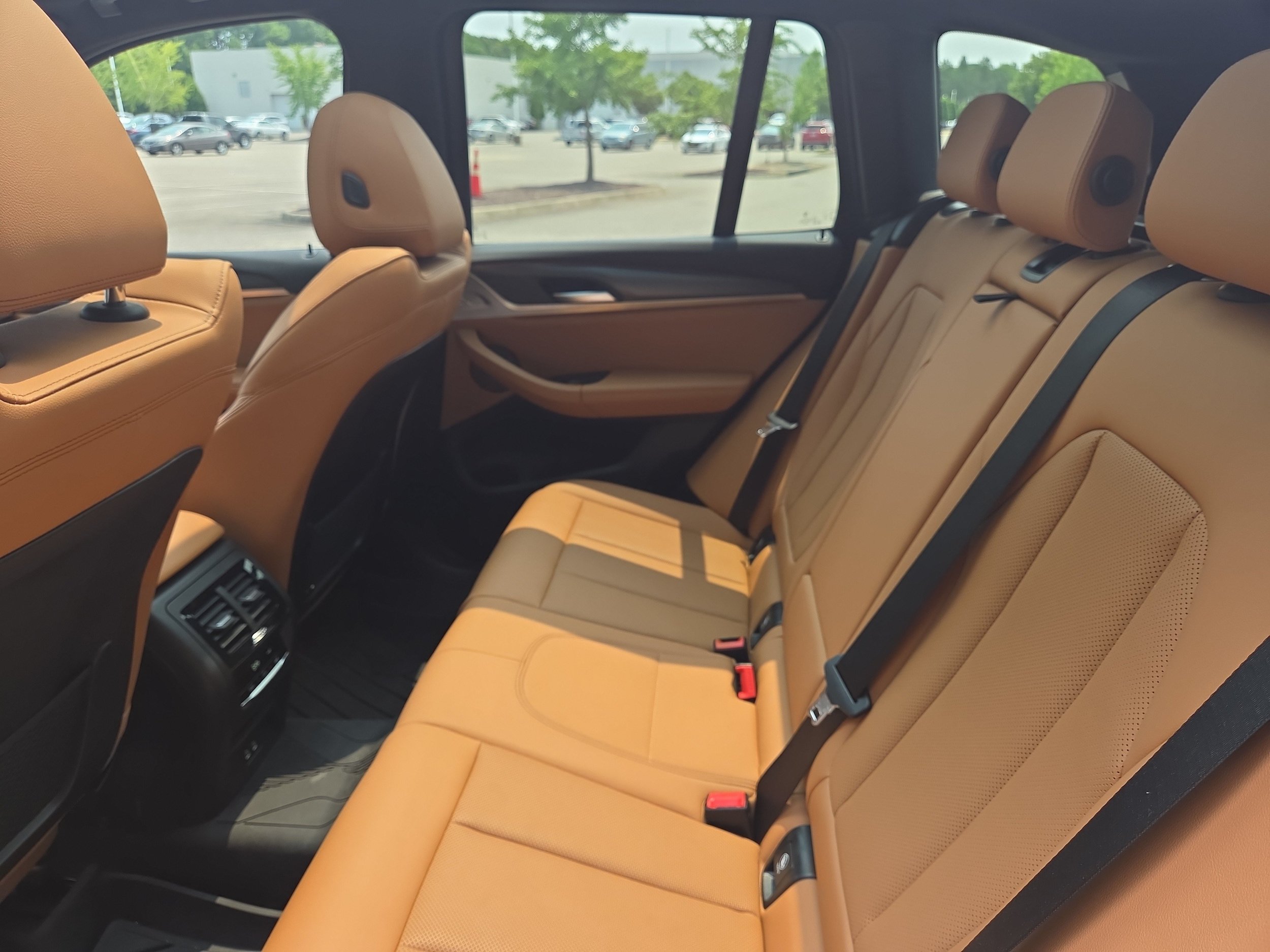 Used 2023 BMW X3 xDrive30i w/ M Sport Package AWD/4WD image 10