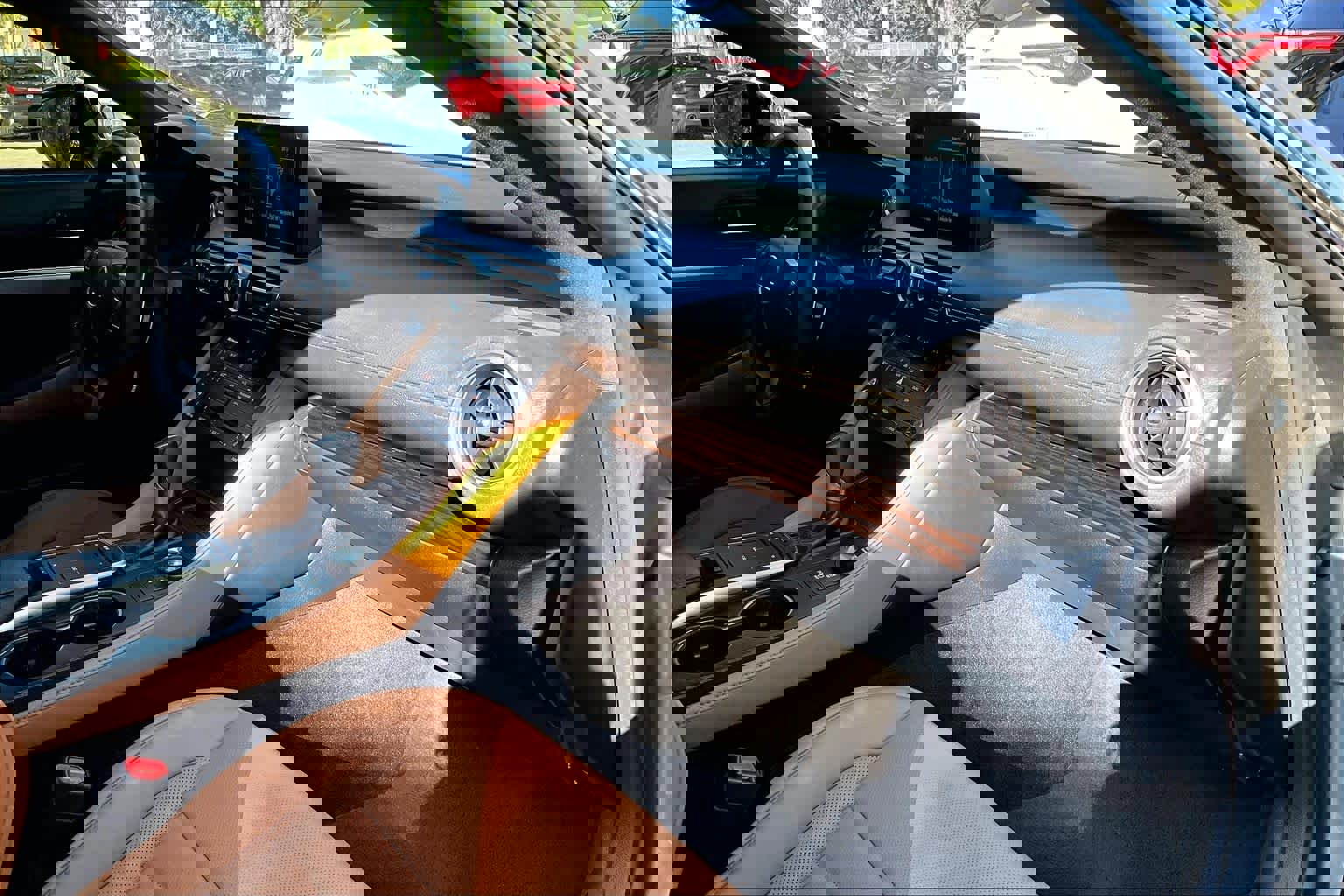 Used 2023 Lexus RC 300 image 18