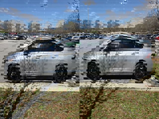 Used 2025 Honda Accord SE image 5