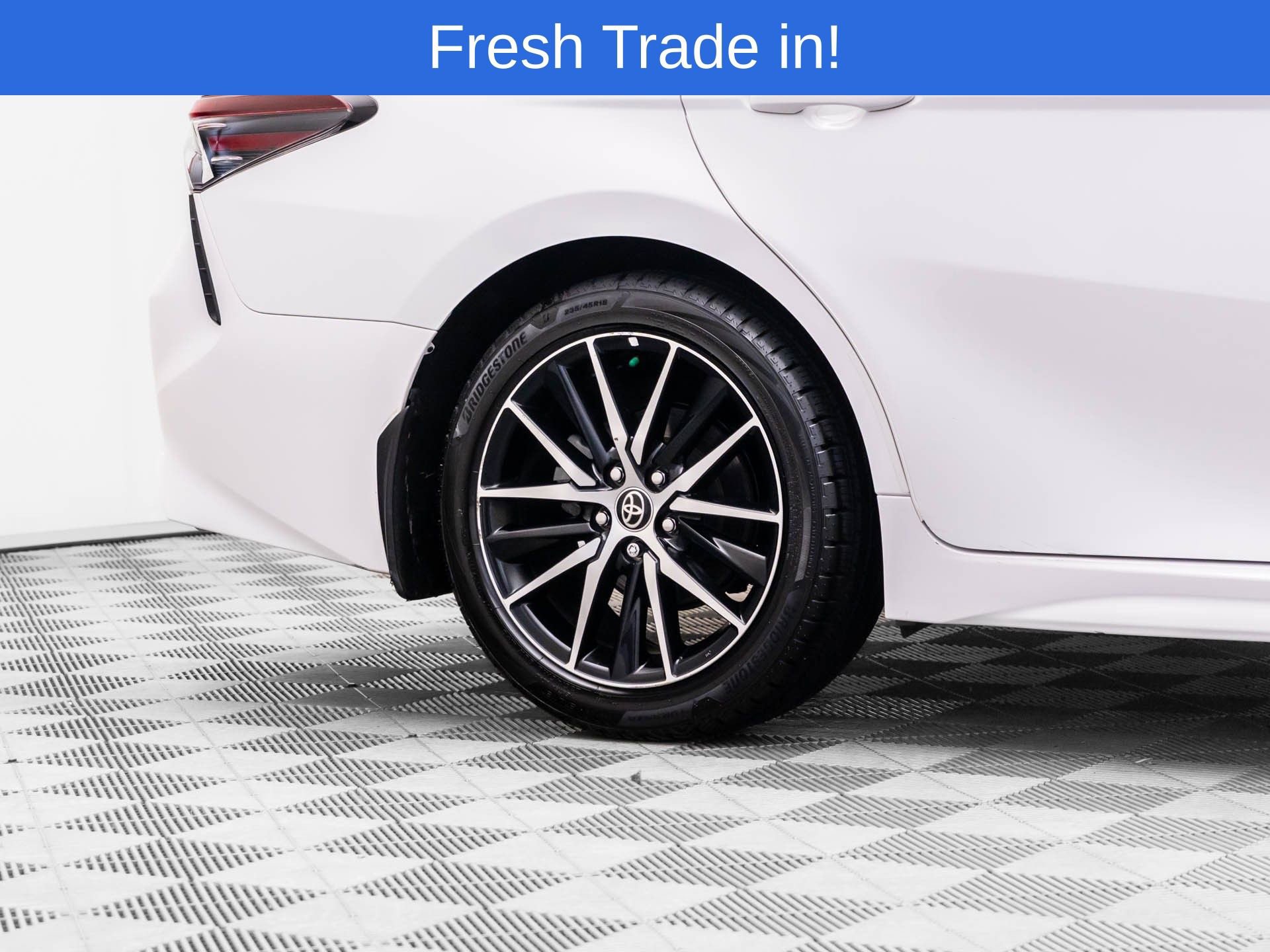 Used 2023 Toyota Camry SE FWD image 31