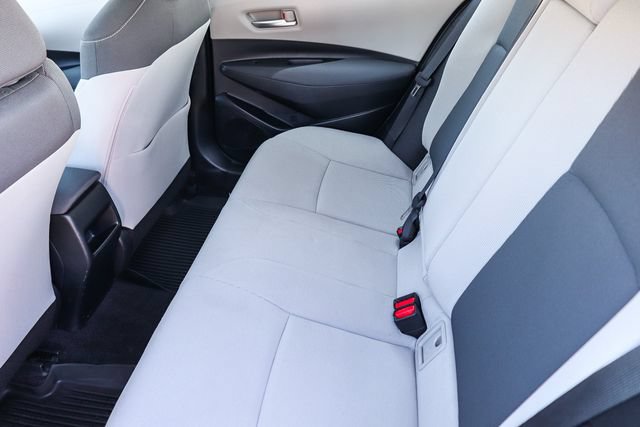 Used 2021 Toyota Corolla LE FWD image 19