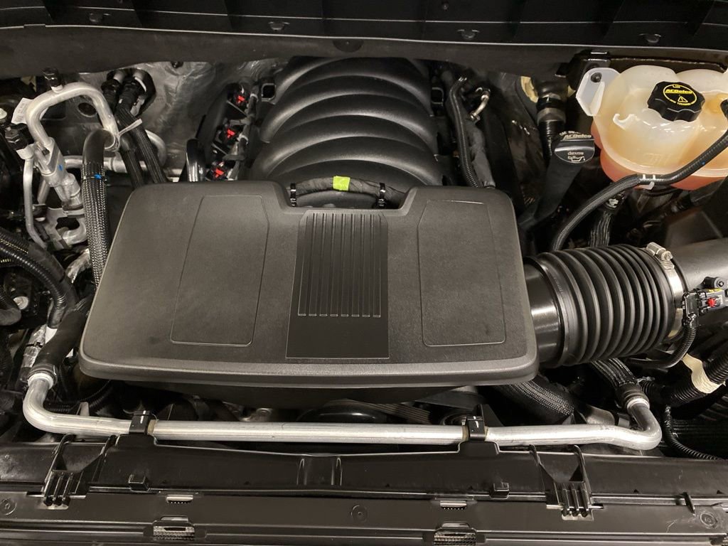 Used 2025 GMC Sierra 1500 SLT image 4