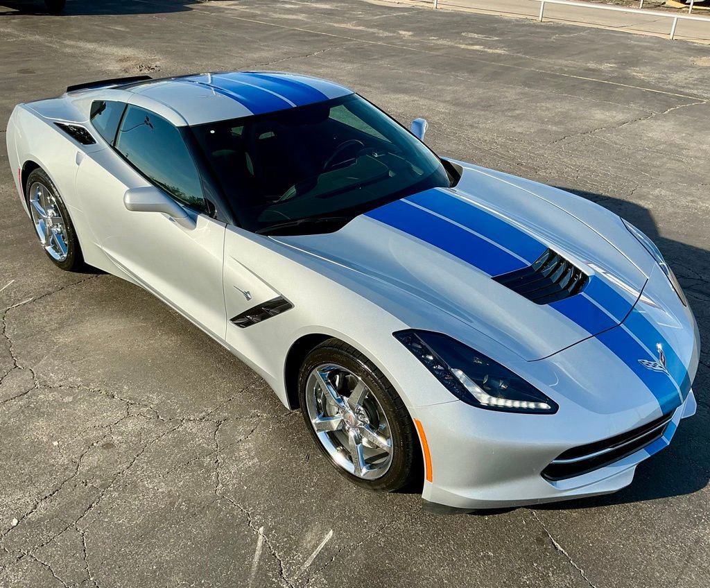 Used 2014 Chevrolet Corvette Base w/ 3LT Preferred Equipment Group image 6