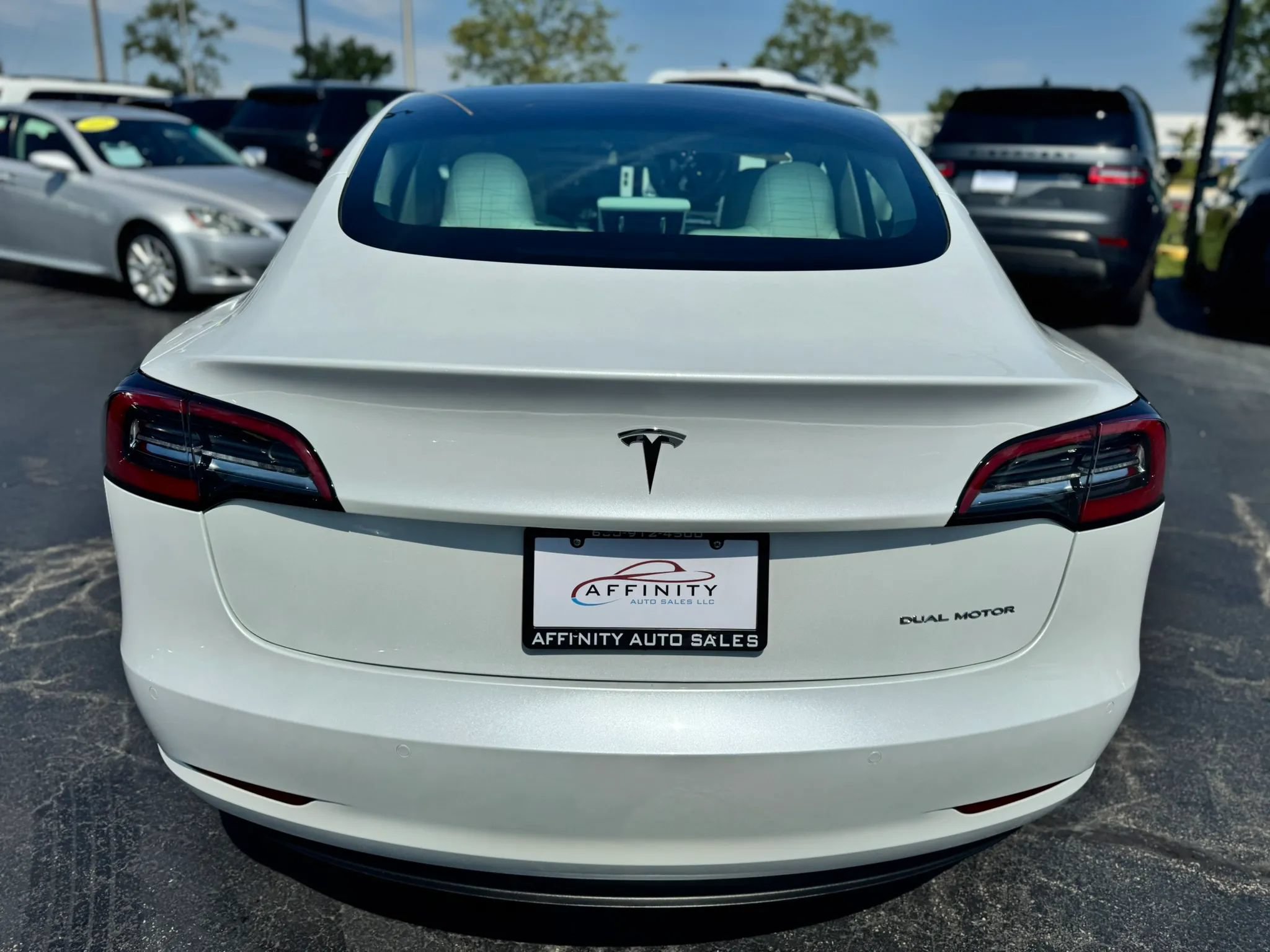 Used 2022 Tesla Model 3 Long Range AWD/4WD image 4