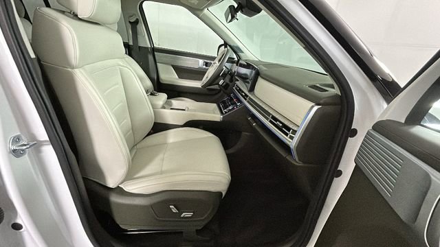 Used 2024 Hyundai Santa Fe Calligraphy FWD image 31