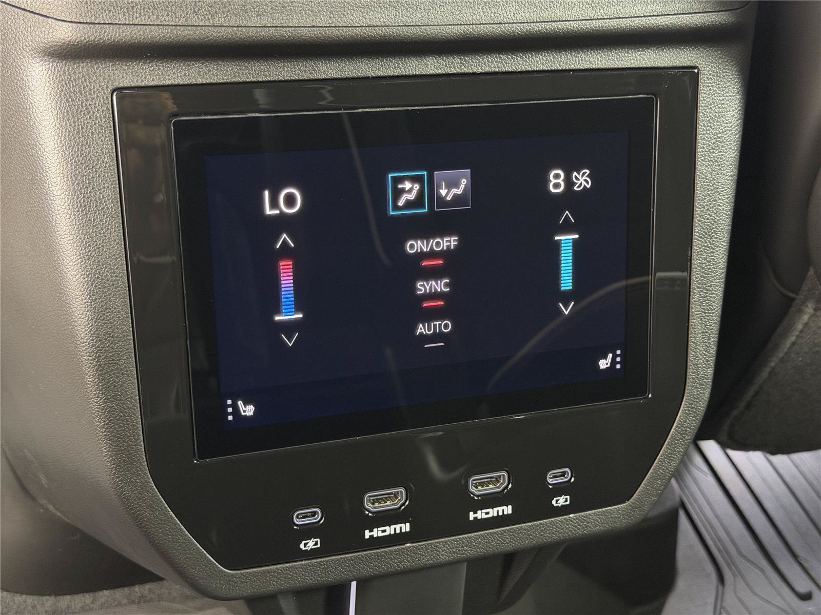 New 2026 GMC Yukon AT4 Ultimate AWD/4WD image 23