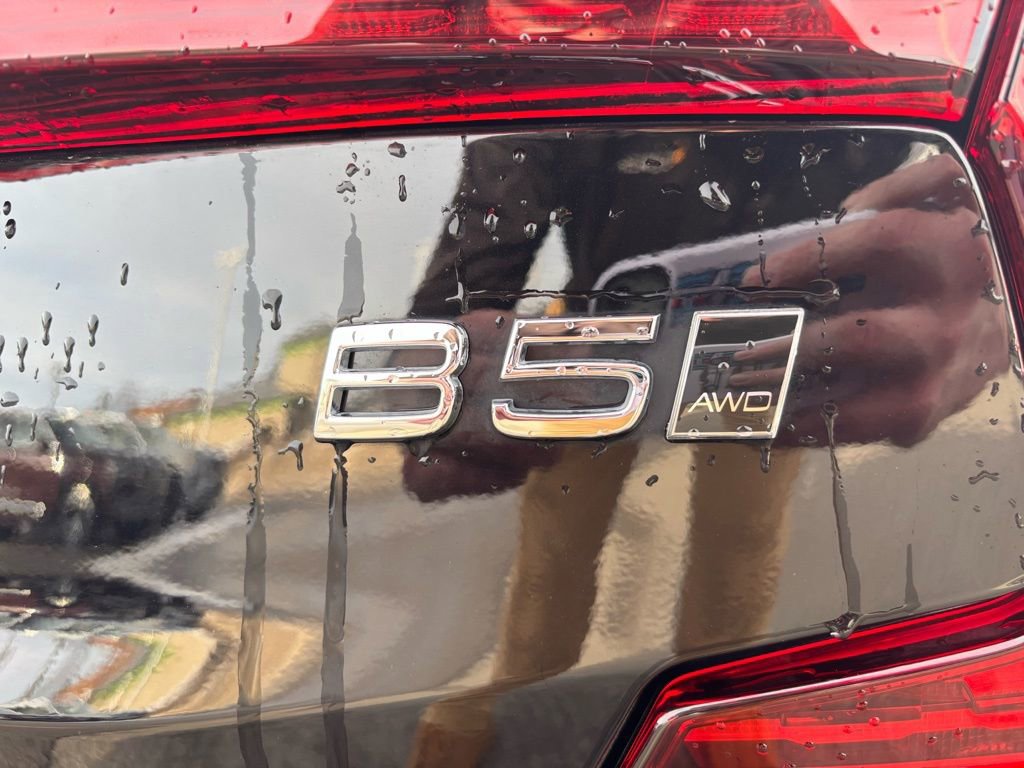 Certified 2025 Volvo S60 B5 Plus image 23