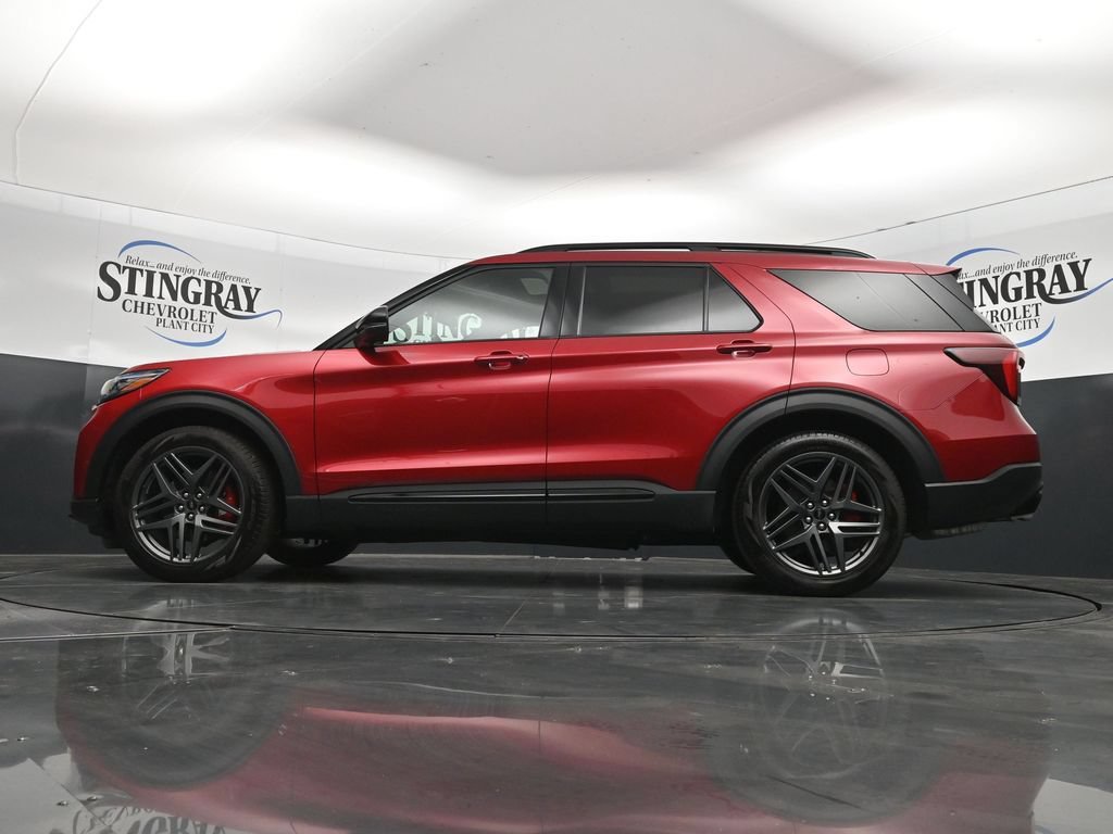 Used 2025 Ford Explorer ST w/ Sun And Sound Package RWD image 29