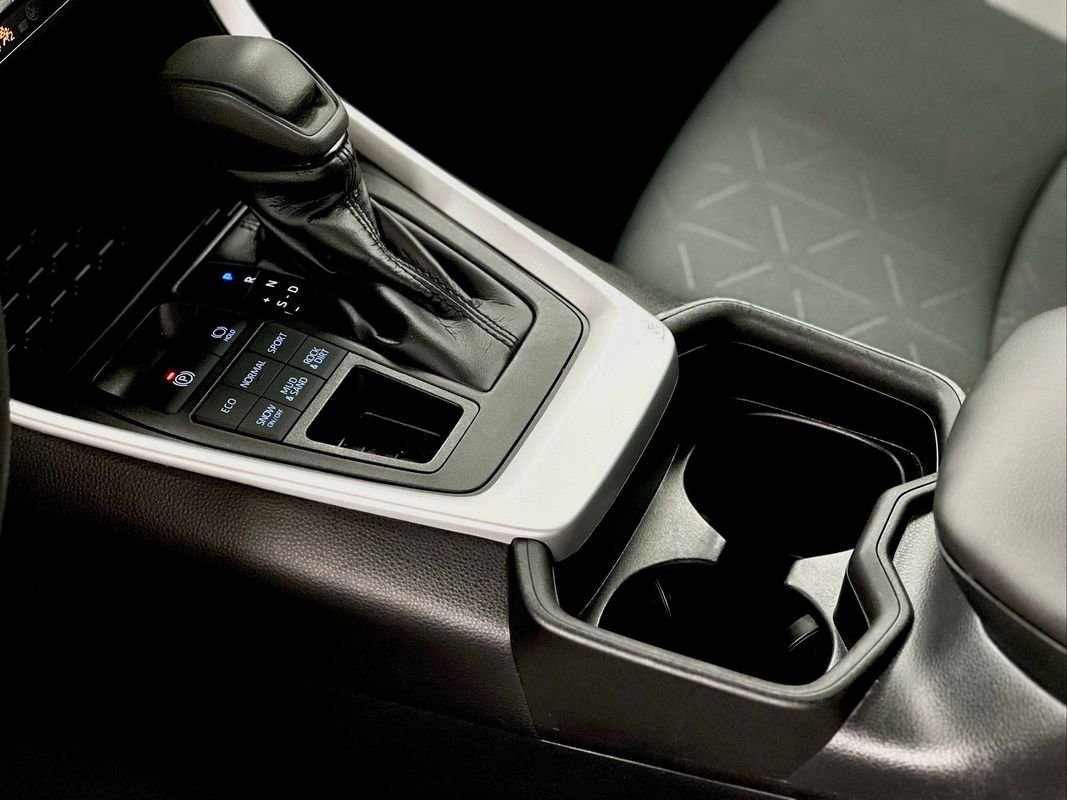 Used 2019 Toyota RAV4 XLE w/ All Weather Liner Package AWD/4WD image 53