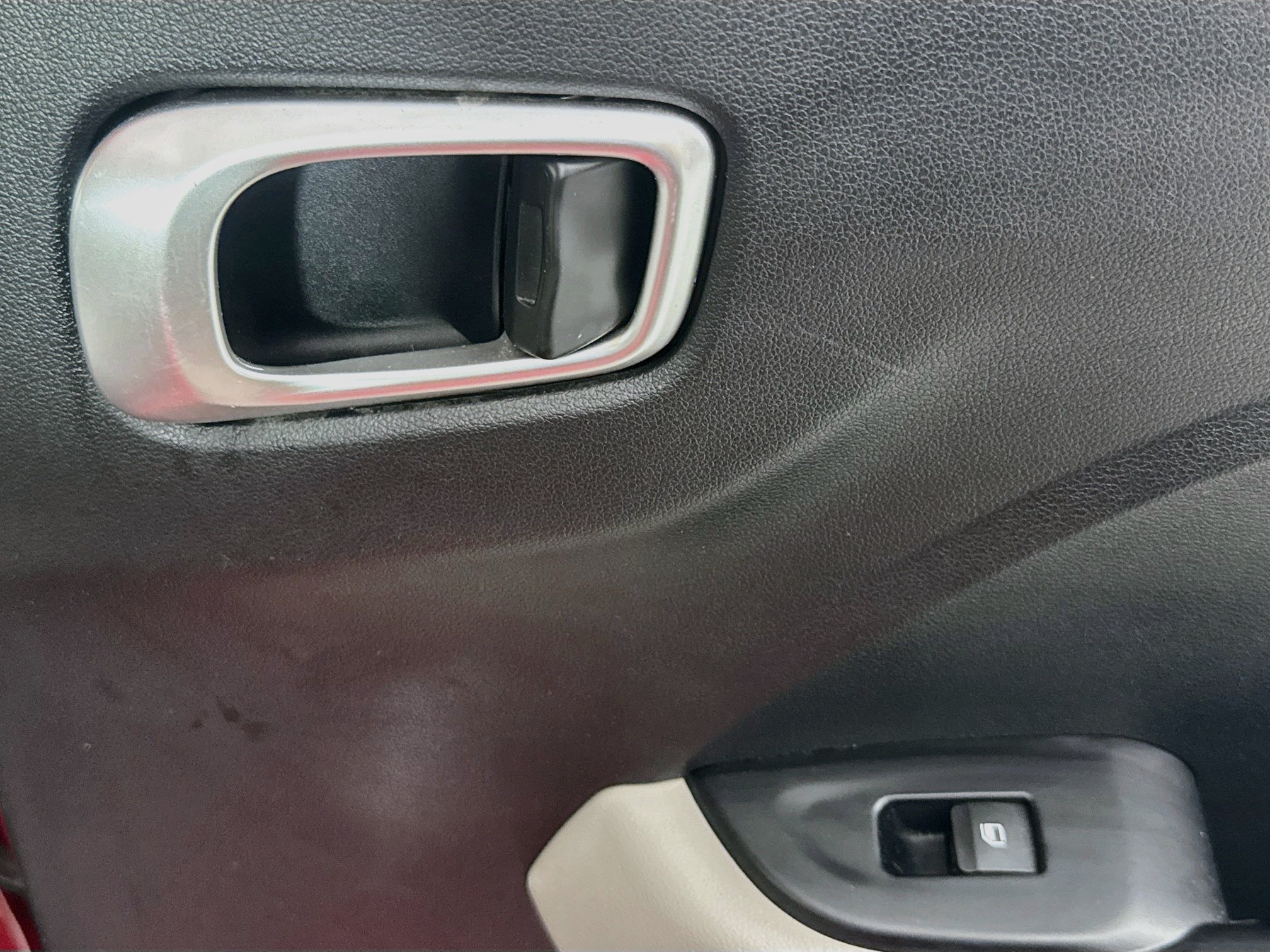 Used 2021 Hyundai Venue SEL FWD image 44