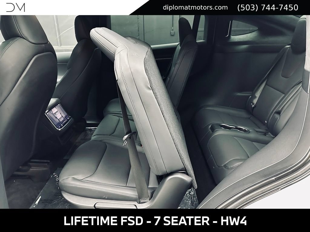 Used 2025 Tesla Model X AWD/4WD image 25