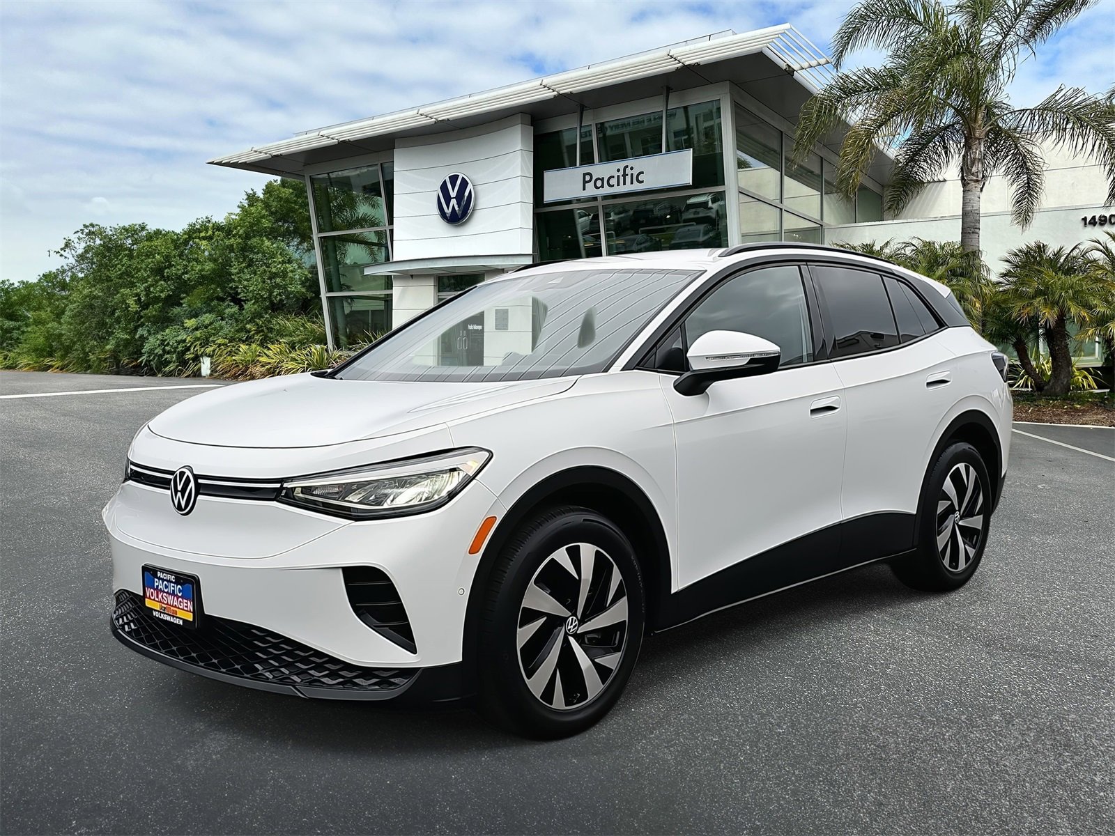 Certified 2023 Volkswagen ID.4 Standard image 1