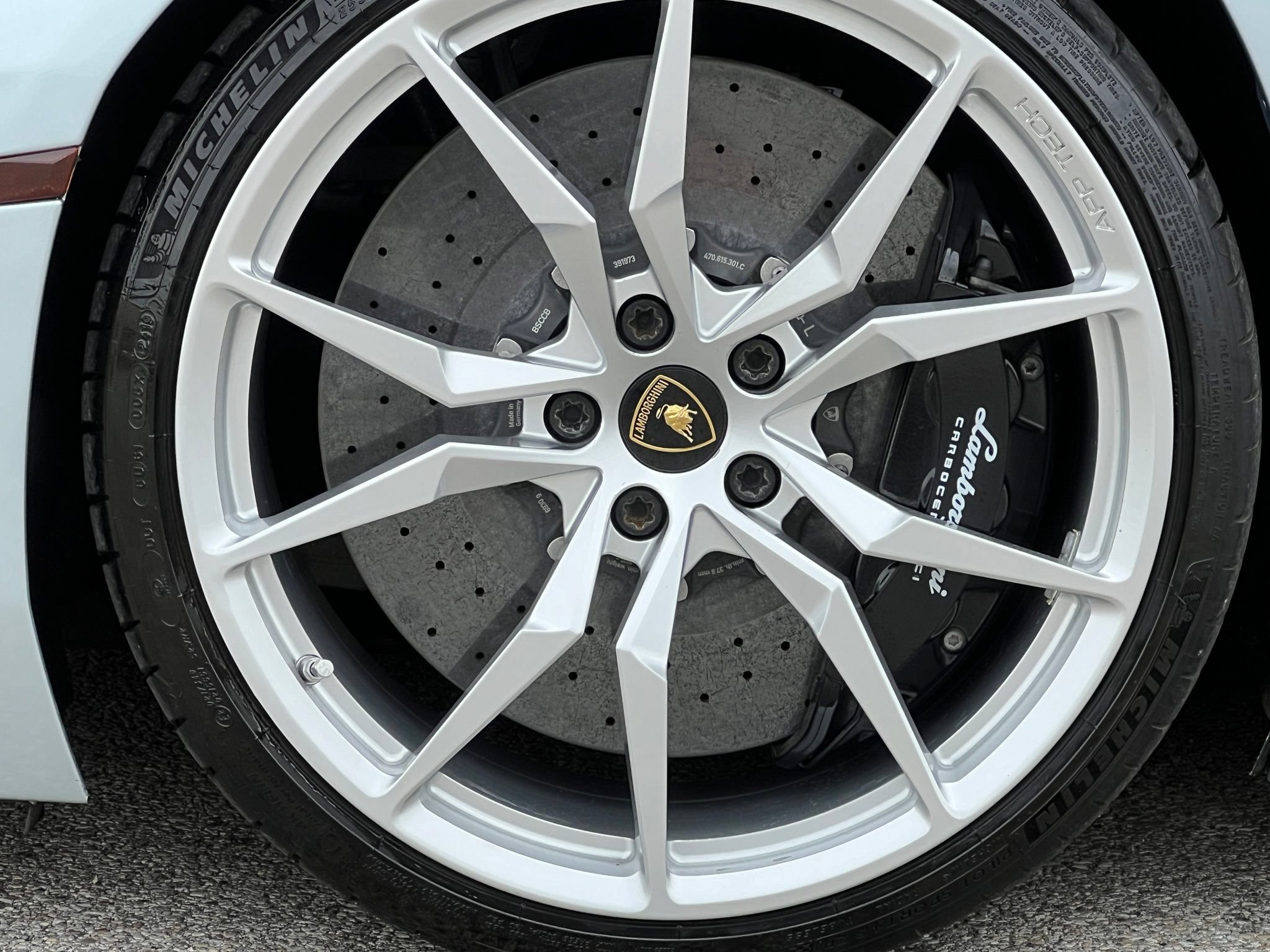 Used 2013 Lamborghini Aventador LP 700-4 AWD/4WD image 23