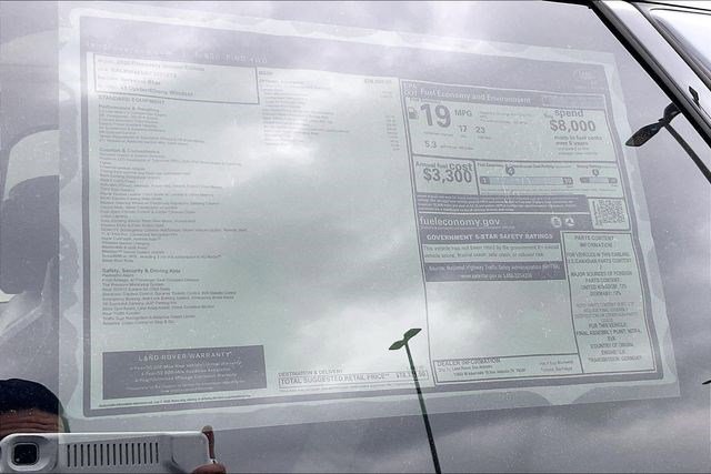 New 2026 Land Rover Discovery Limited Edition image 16