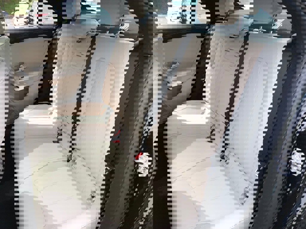 New 2025 Mercedes-Benz CLA 250 4MATIC image 31