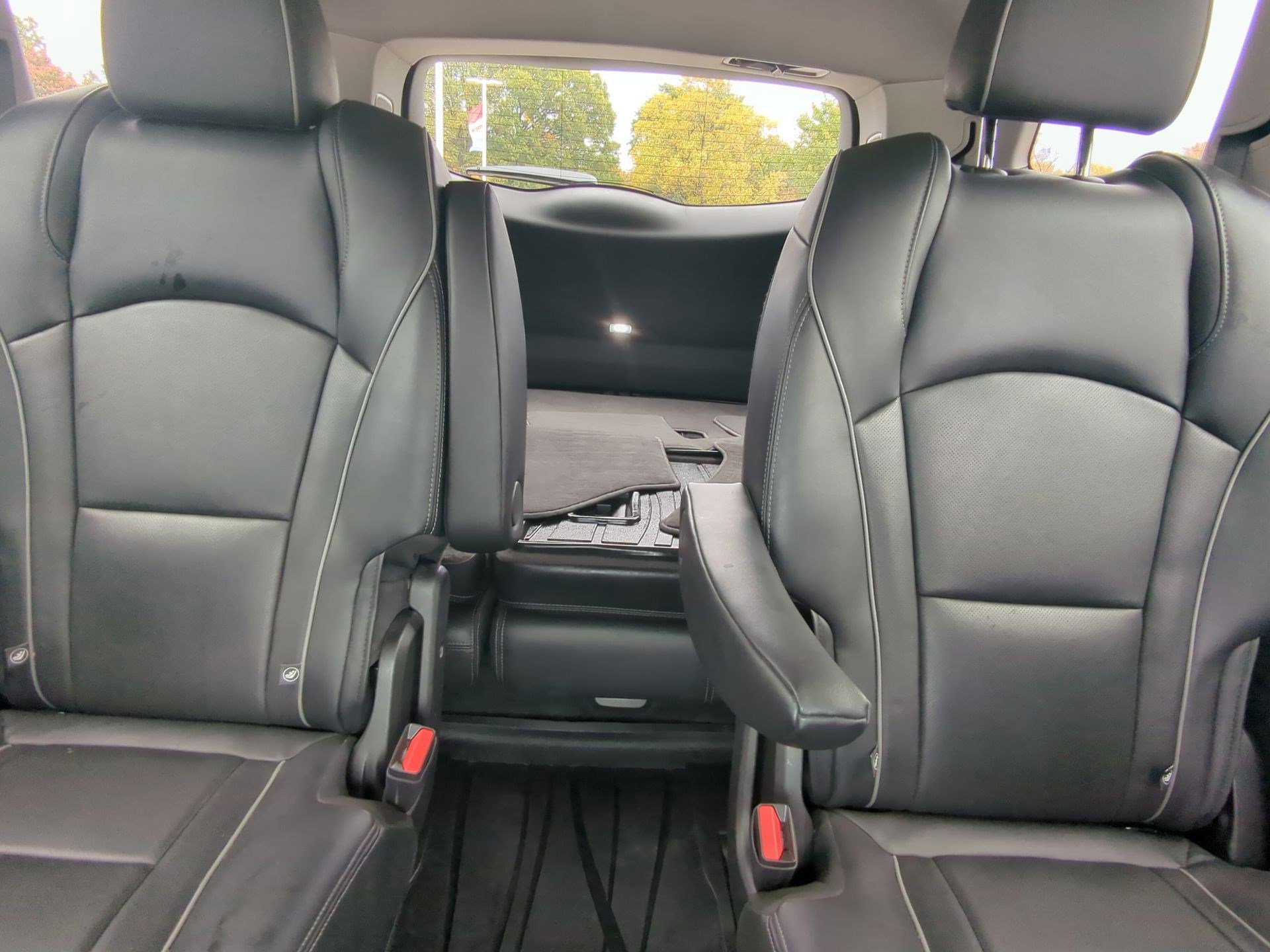 Used 2021 Buick Enclave Avenir w/ Avenir Technology Package image 23