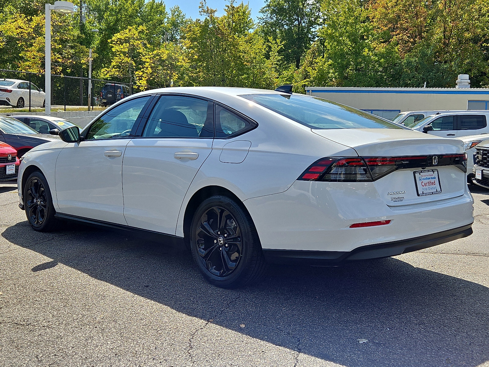 Used 2025 Honda Accord SE image 4
