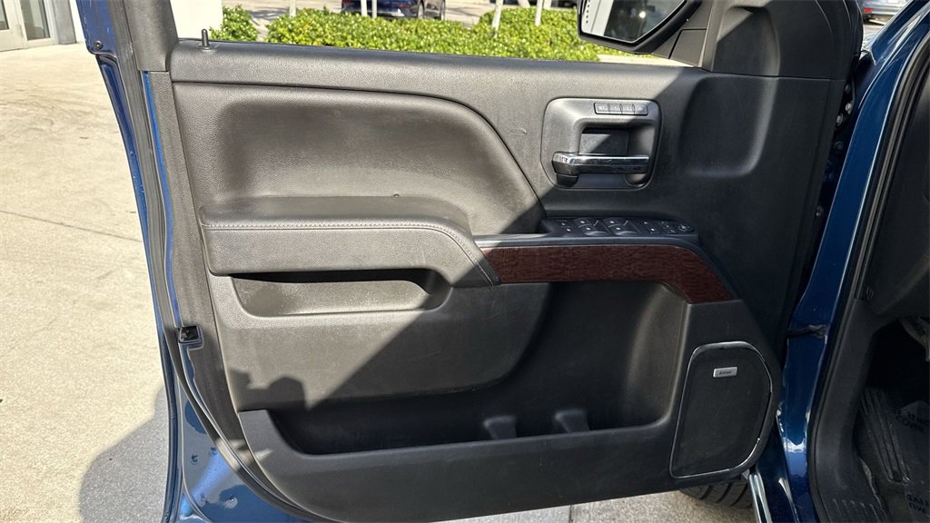 Used 2018 GMC Sierra 1500 SLT image 40