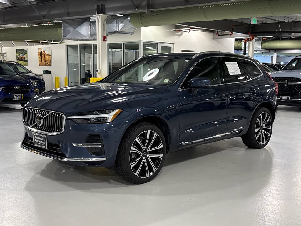 Used 2023 Volvo XC60 T8 Ultimate AWD/4WD image 5