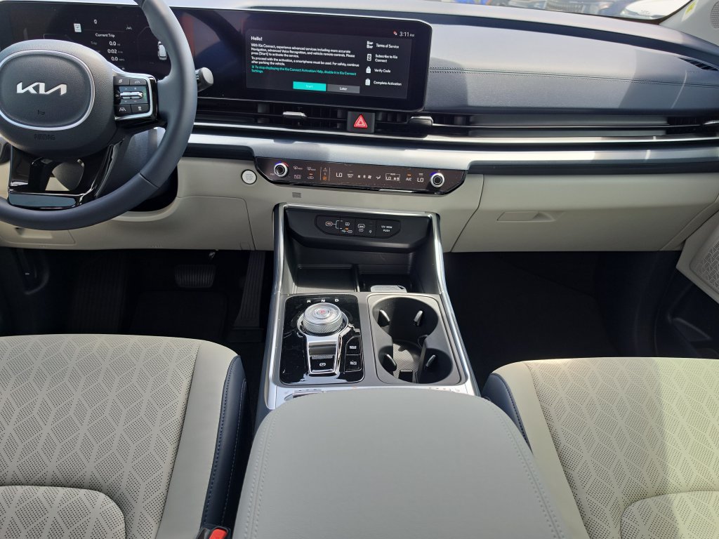 New 2026 Kia Carnival SX FWD image 15