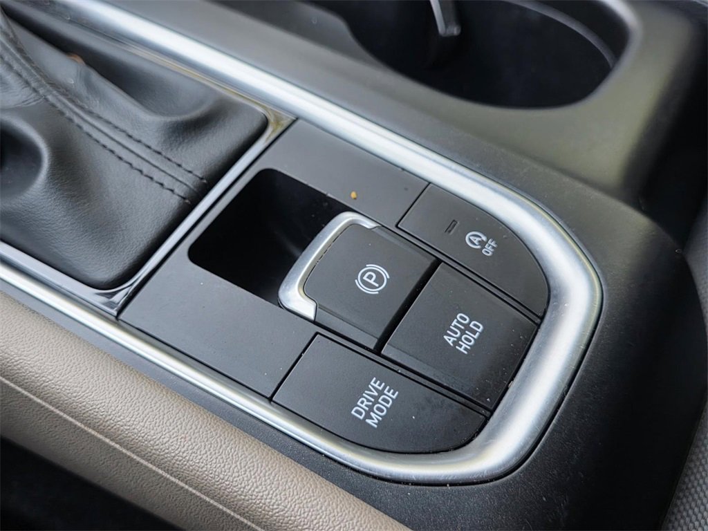 Used 2020 Hyundai Santa Fe SEL image 23