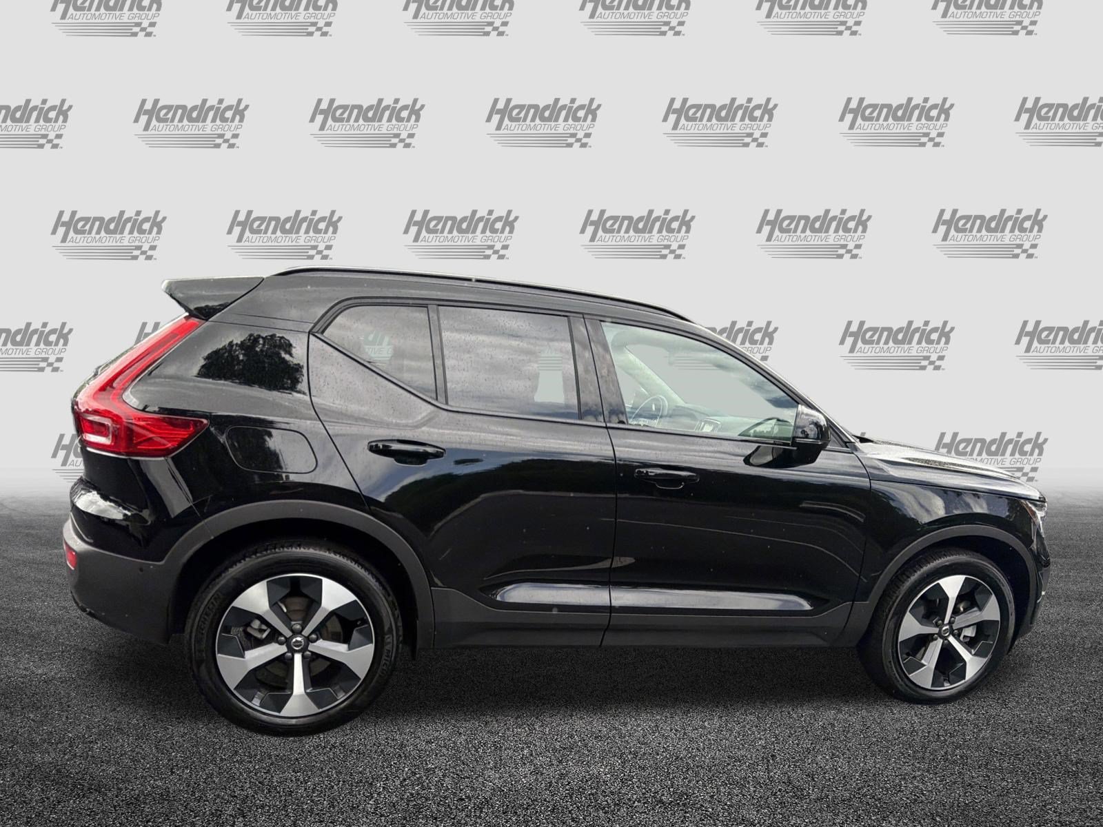 Certified 2026 Volvo XC40 B5 Plus AWD/4WD image 11