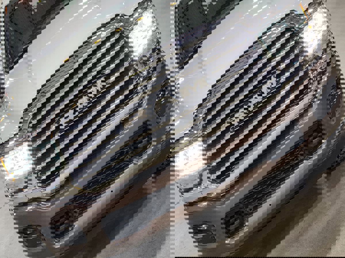 Used 2024 RAM 2500 Limited w/ Safety Group image 19