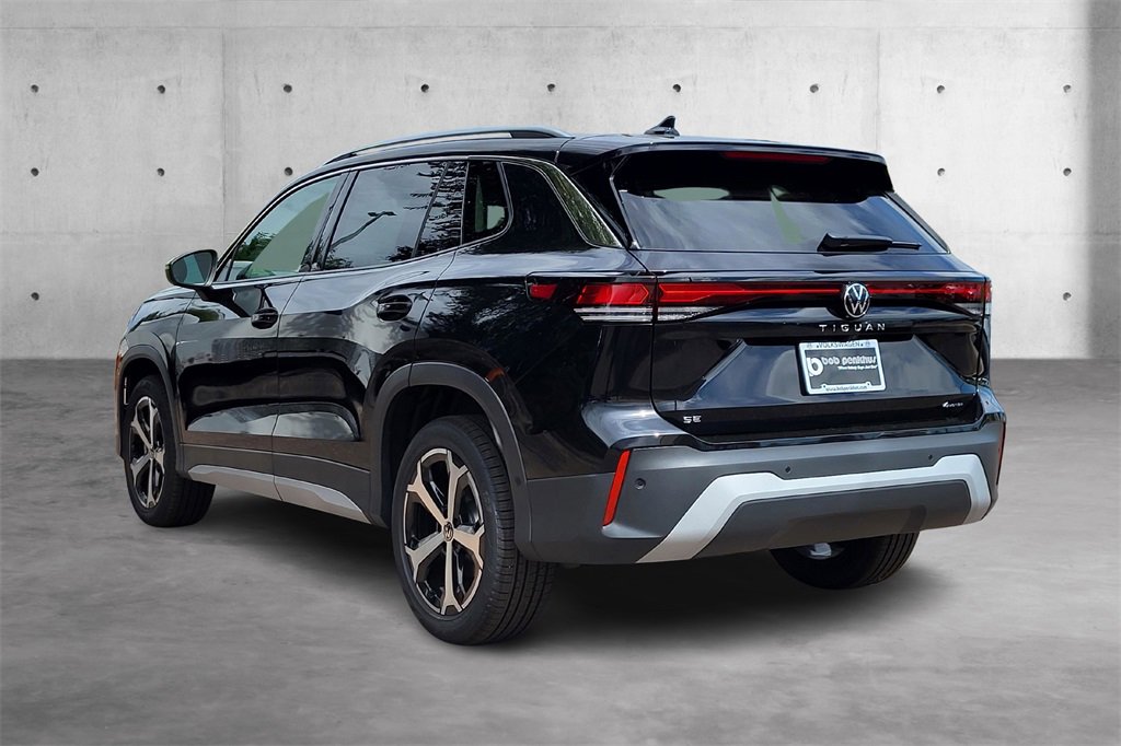 New 2025 Volkswagen Tiguan SE image 31