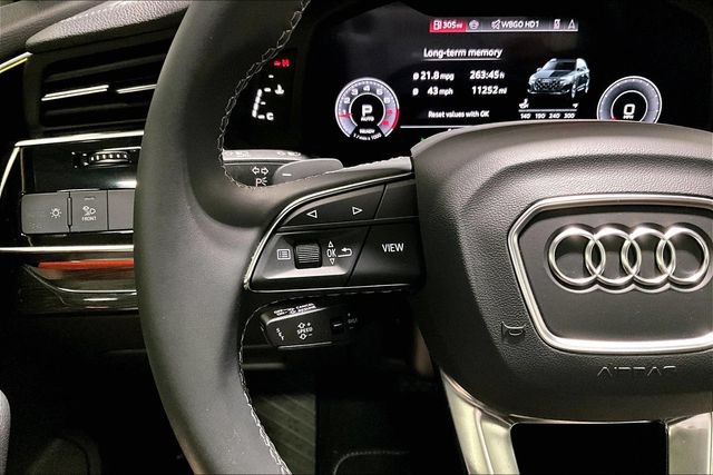 Certified 2026 Audi Q7 2.0T Premium AWD/4WD image 13