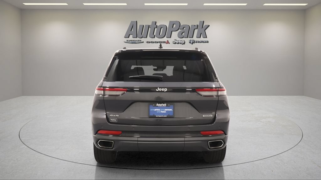Certified 2023 Jeep Grand Cherokee Overland AWD/4WD image 10