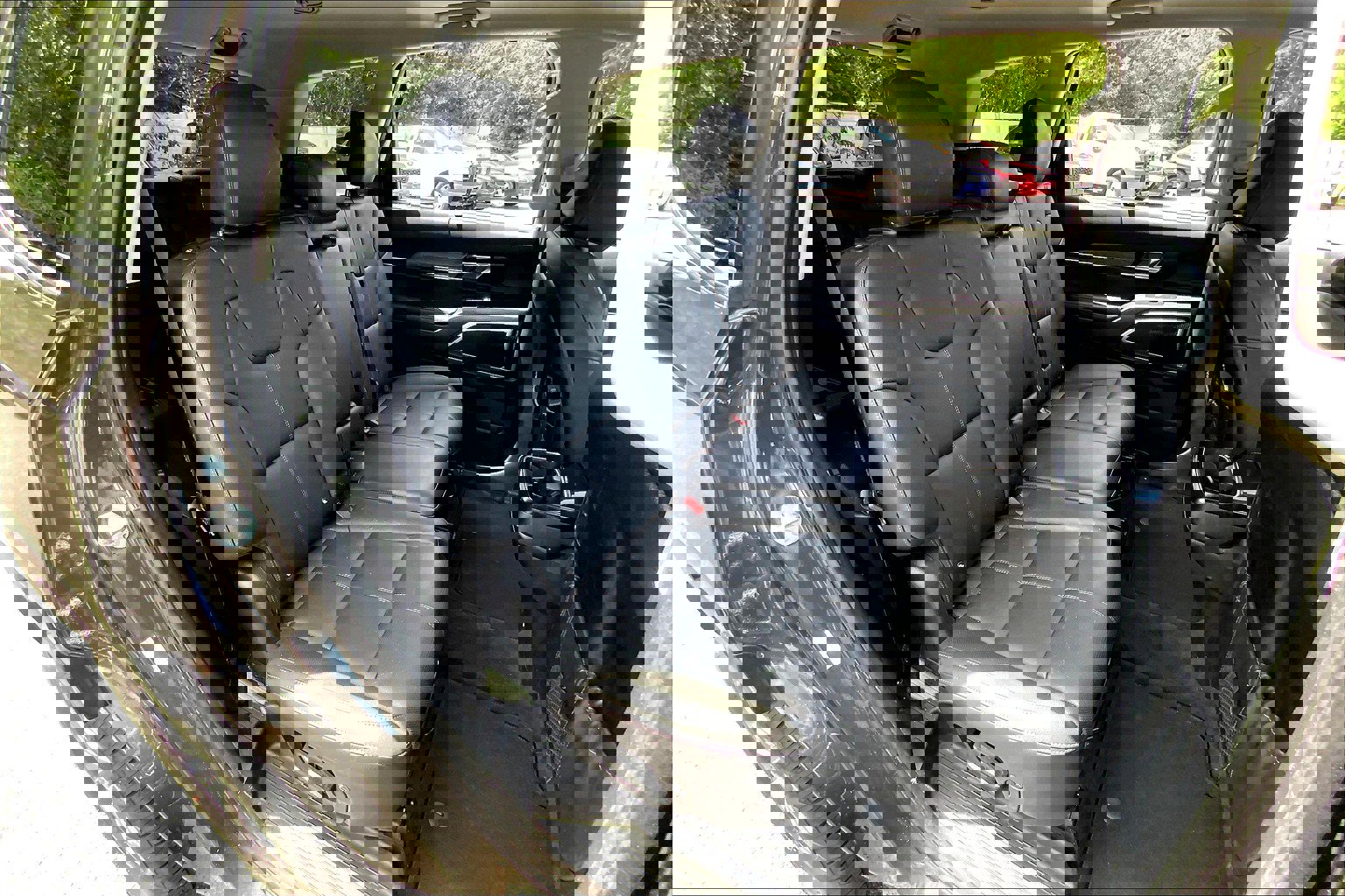 Used 2022 Kia Telluride EX image 29