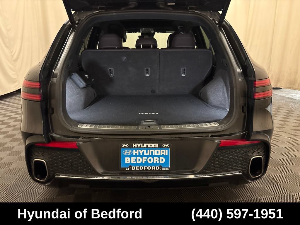 Used 2022 Genesis GV70 2.5T w/ Advanced Package AWD/4WD image 9