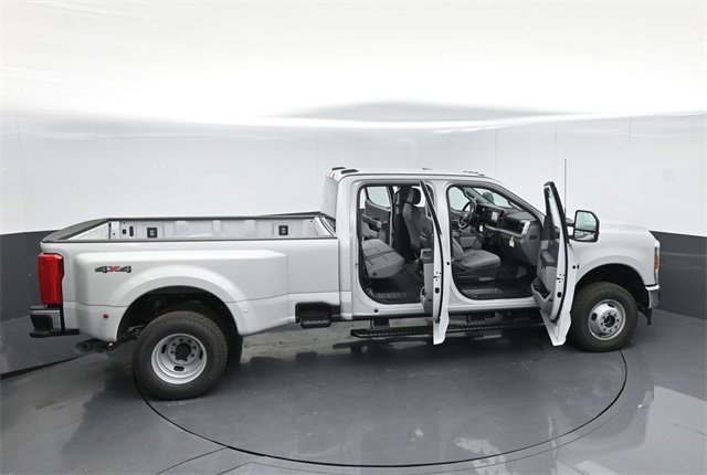 New 2026 Ford F350 XL image 58