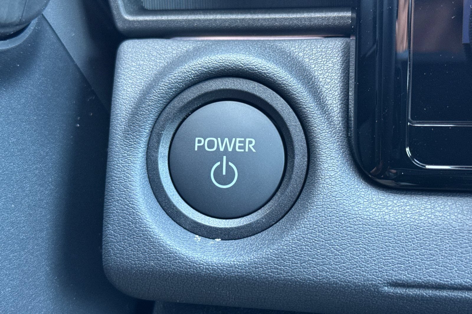 New 2026 Toyota C-HR AWD/4WD image 25
