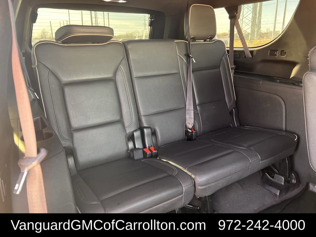 Used 2023 Chevrolet Suburban Premier w/ Advanced Technology Package image 31