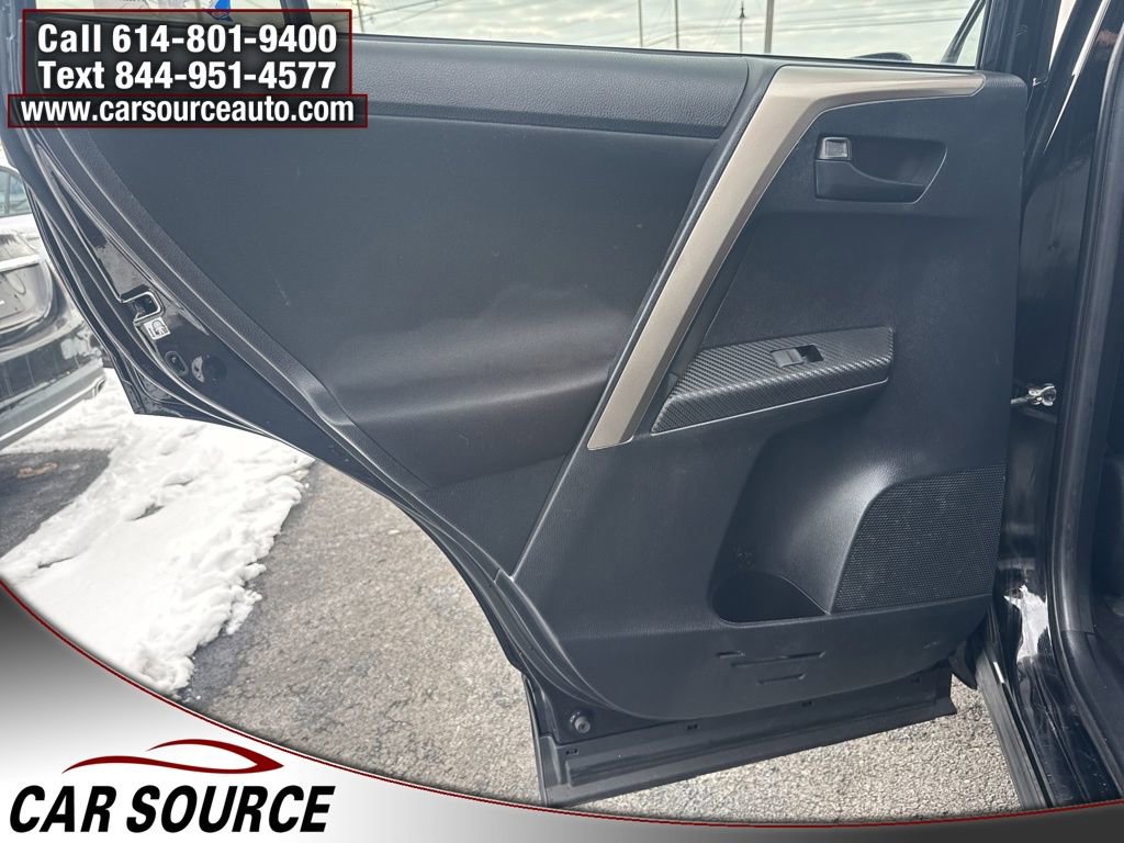 Used 2015 Toyota RAV4 LE image 22