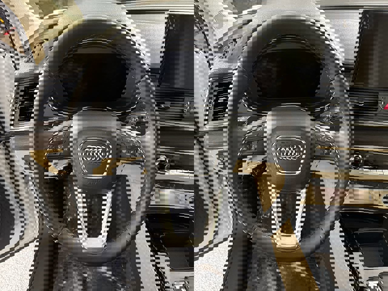 Used 2023 Audi Q5 2.0T Premium Plus w/ Premium Plus Package image 13