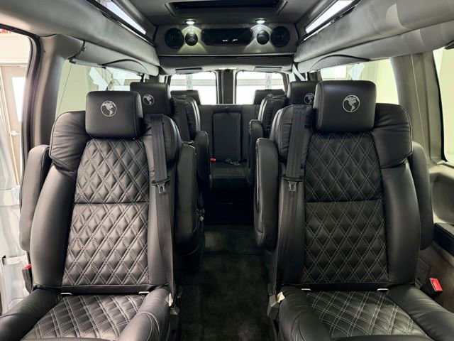 New 2026 Chevrolet Express 2500 Extended image 38