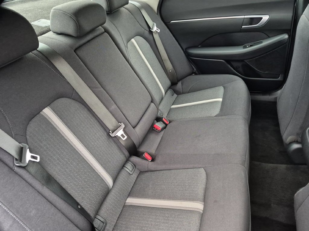 Used 2025 Hyundai Sonata SEL FWD image 30