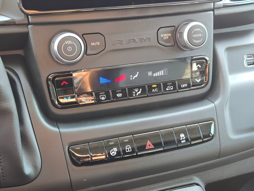 New 2026 RAM ProMaster 1500 w/ Cold Weather Group FWD image 28