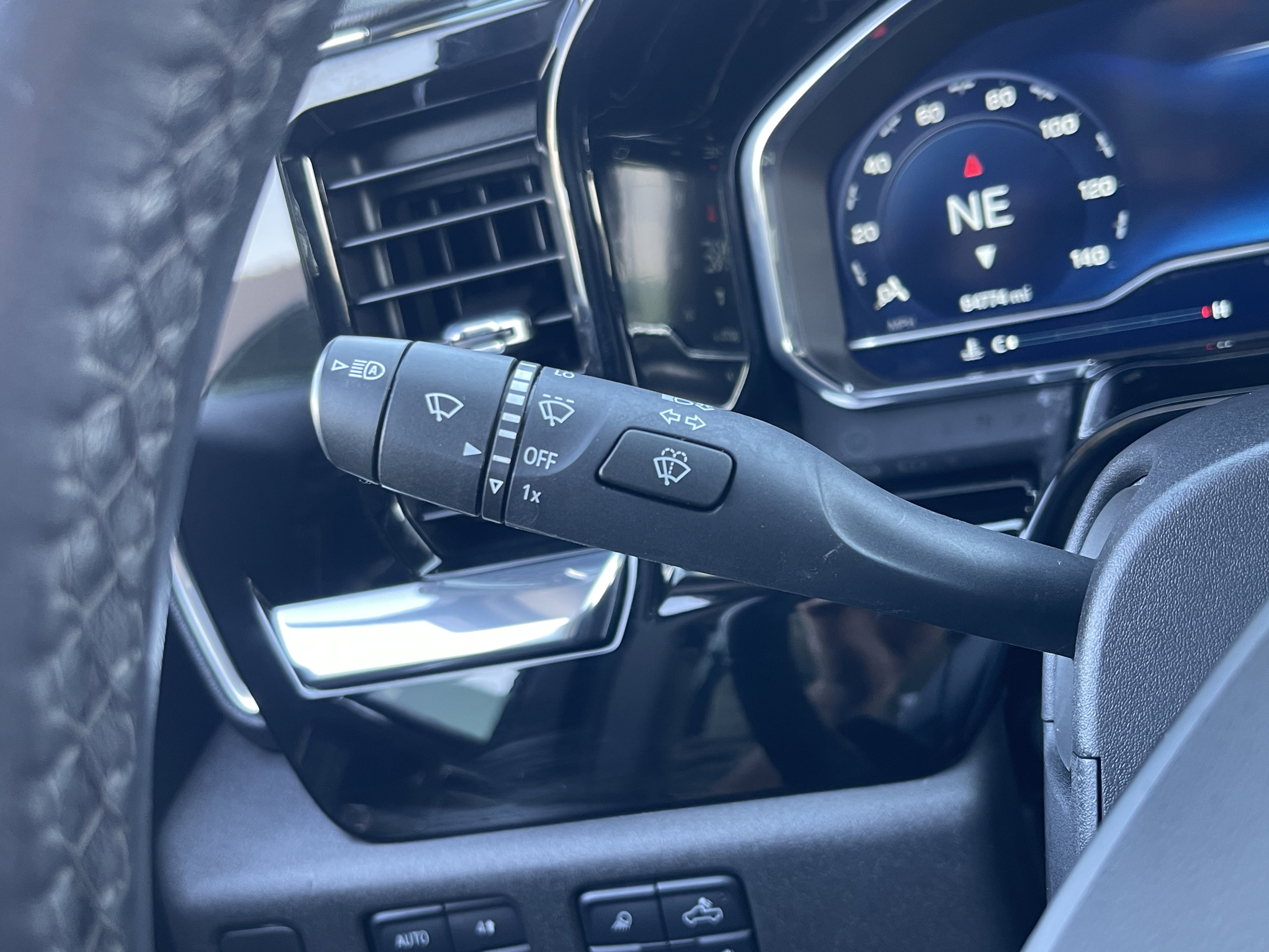 Used 2023 Chevrolet Silverado 1500 LTZ w/ LTZ Convenience Package II image 23