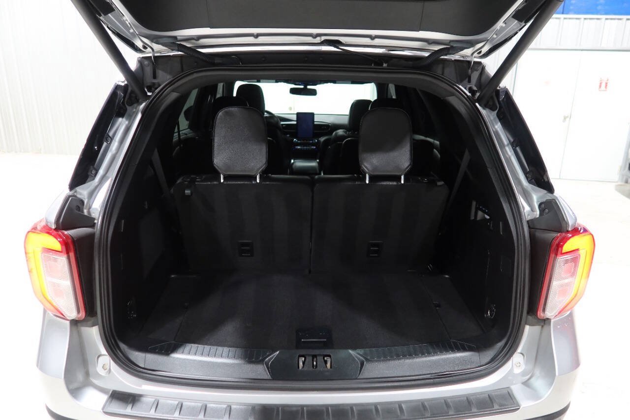 Used 2020 Ford Explorer ST w/ ST Street Pack AWD/4WD image 28