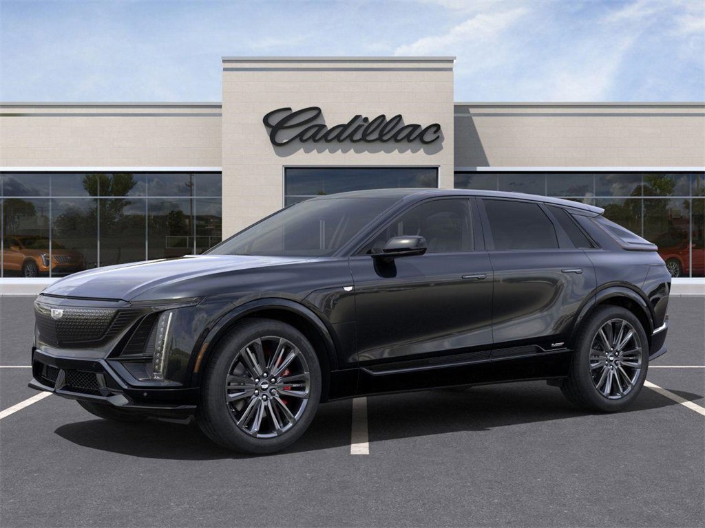 New 2026 Cadillac Lyriq V image 2